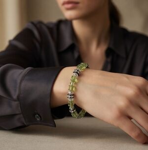 Green and Clear Crystal Beads Bracelet with Heart Clasp NIB